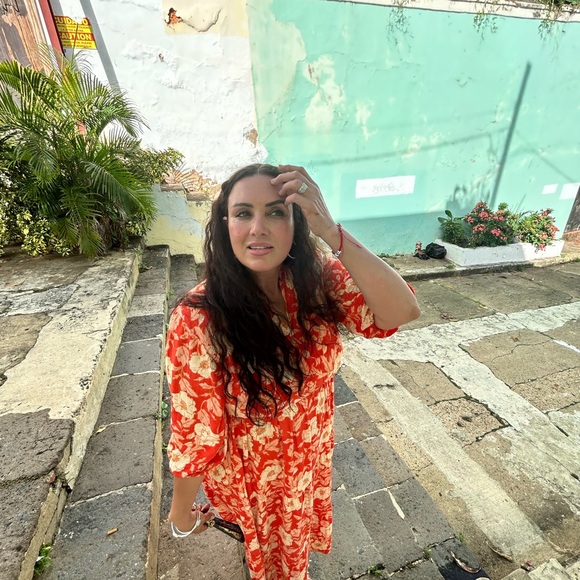 Meet your Posher, Shanea - Picture 2 of 6